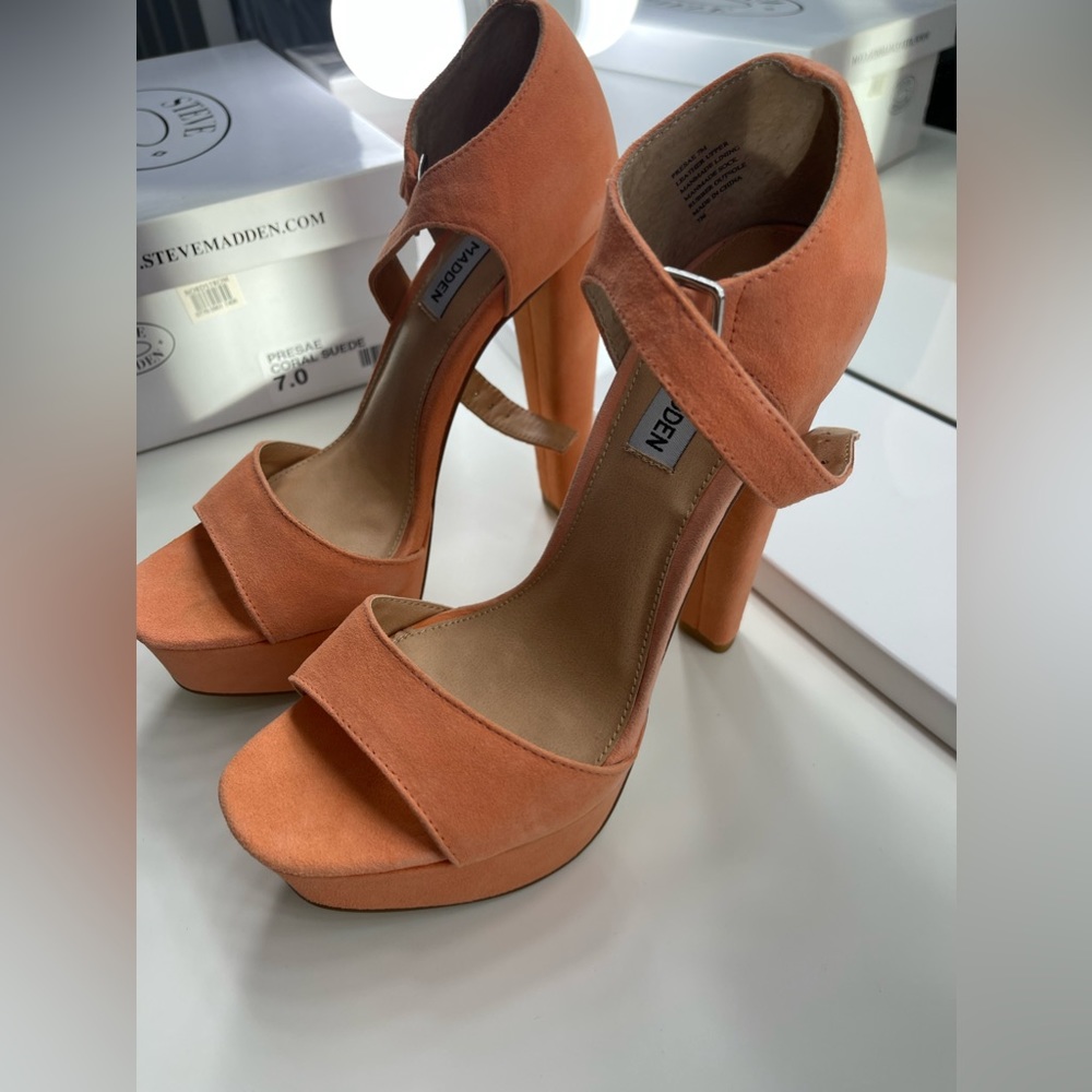 Coral Pink Steve Madden chunky heel